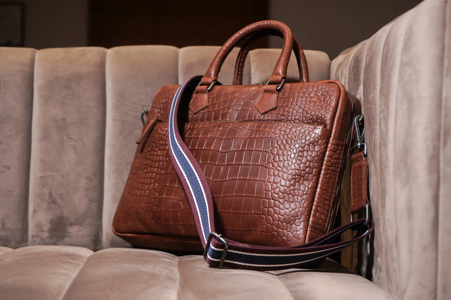 BLACKFORD CROCO LEATHER BAG-TAN