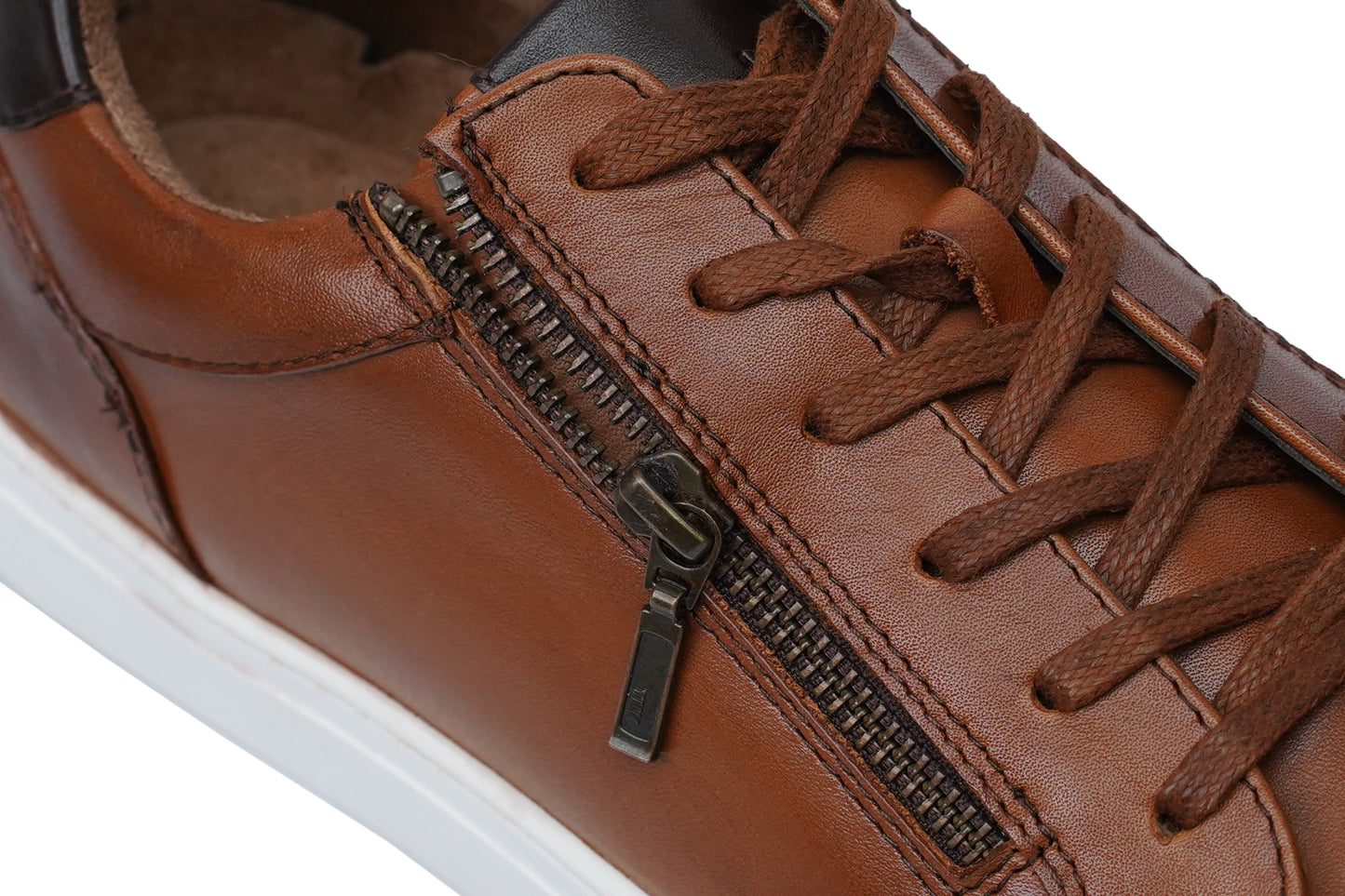 BLACKFORD TAN SNEAKERS